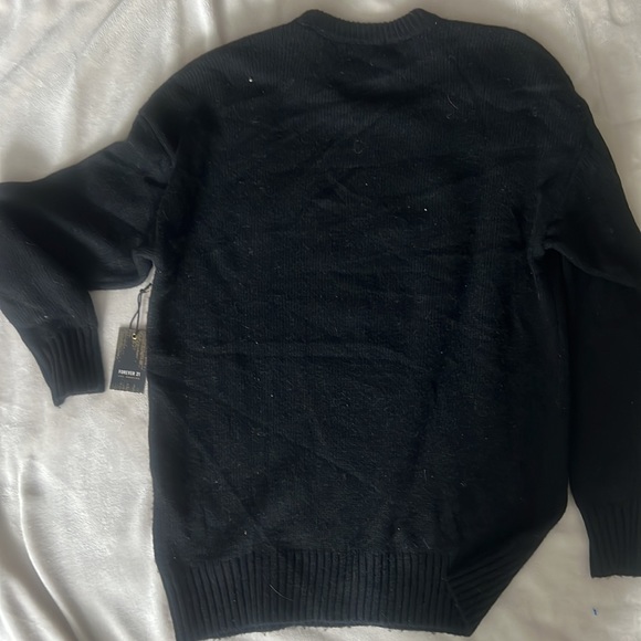 Forever 21 Los Angeles sweater size small - Picture 4 of 4
